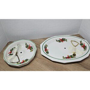 Pfaltzgraff Christmas Heritage Set of Two Holly Nut / Candy Tray Christmas